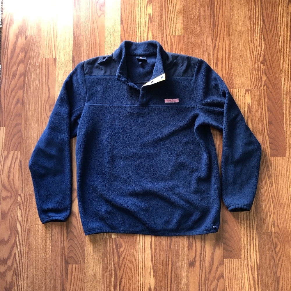 Vineyard Vines fleece shep shirt, size large, navy blue with yellow accents